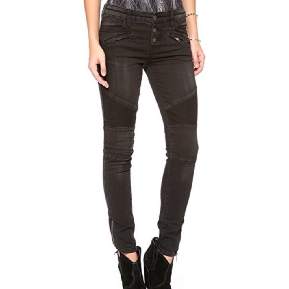 Free People Faded Black Moro Skinny Jean, Size 28